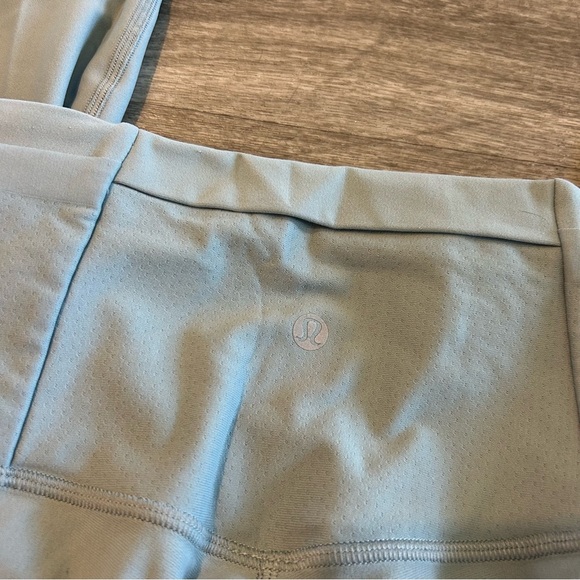 Lululemon Zoned In High Rise Tight 27’ Light Blue Full Length Leggings Size 6 - Picture 4 of 10